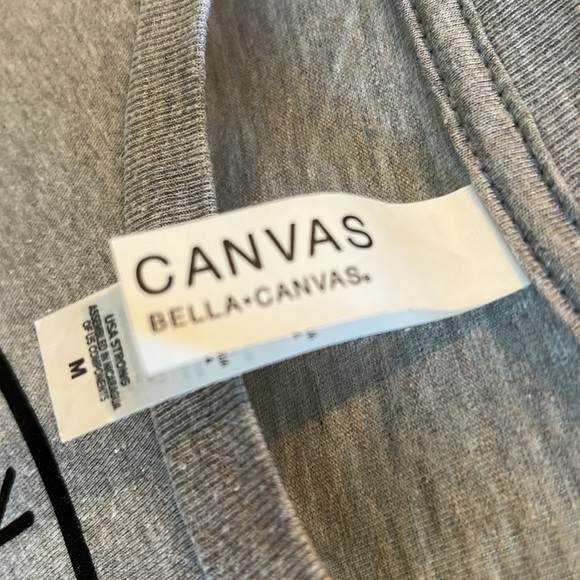 It’s All Messy Gray Tee Womens Medium Lightweight Short Sleeve New Tshirt - Picture 5 of 8